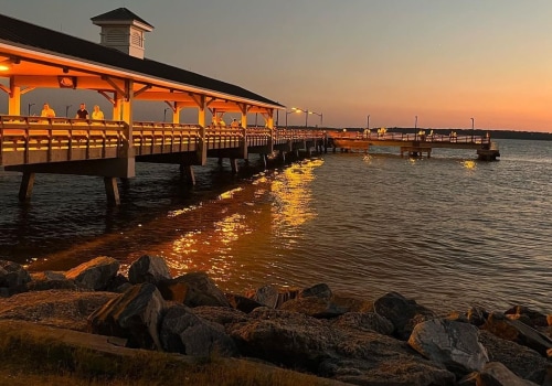 The Best Time to Dine at Restaurants on St Simons Island to Avoid Crowds